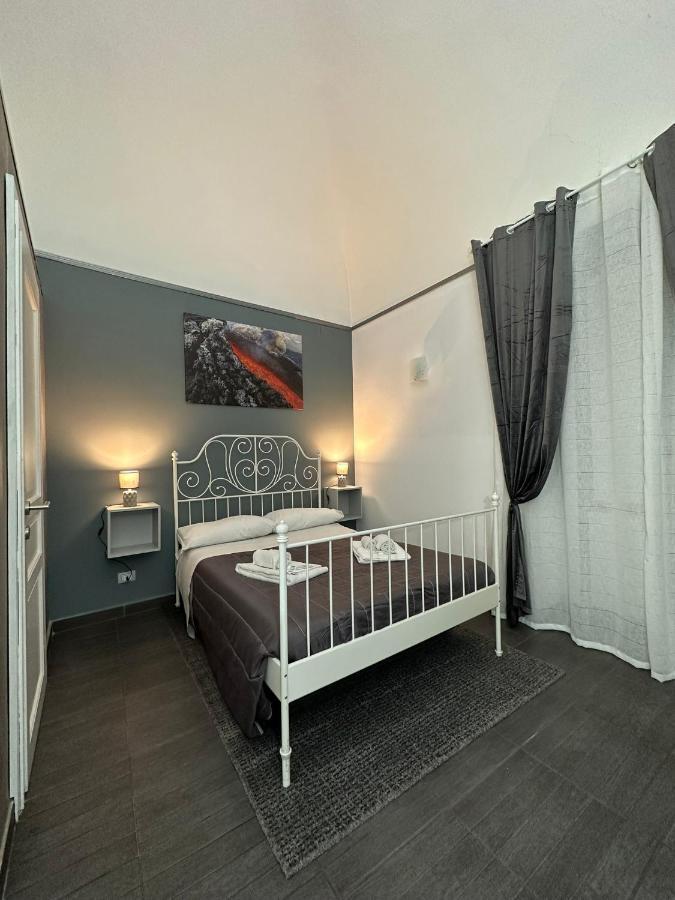 Etna Rooms Catania Exterior photo